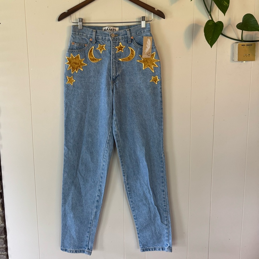 LESLIE HAMEL - Rare, Gold Embroidered High Rise Blue Jeans